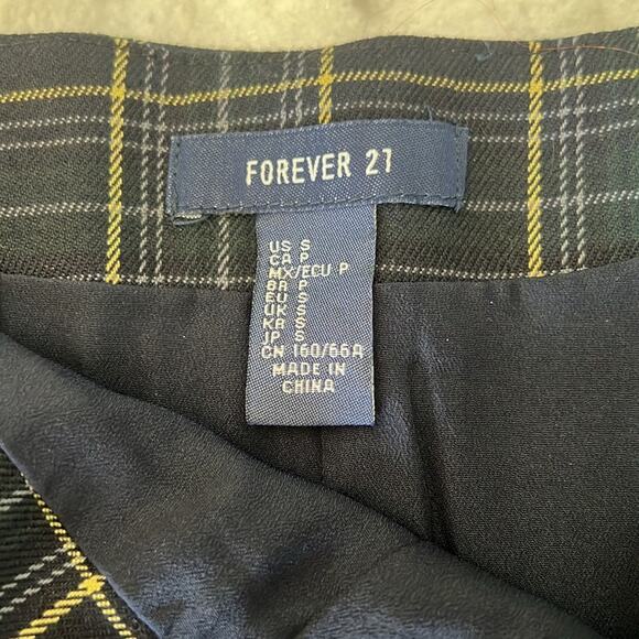 Forever 21 mini skort. Shorts with front overlay Juniors Size Small Lined Preppy - Picture 5 of 10